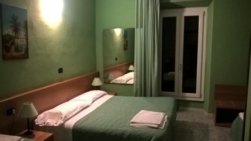 Hotel Del Sole Милан Экстерьер фото